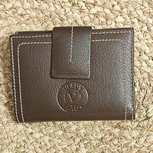 Brown handmade leather wallet from Spain - monogram & leather authentication